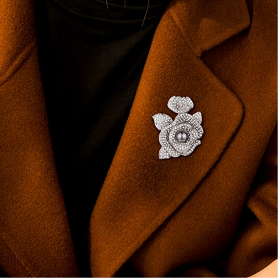 Elegant Dual-Purpose Women's Corsage - Eternelle