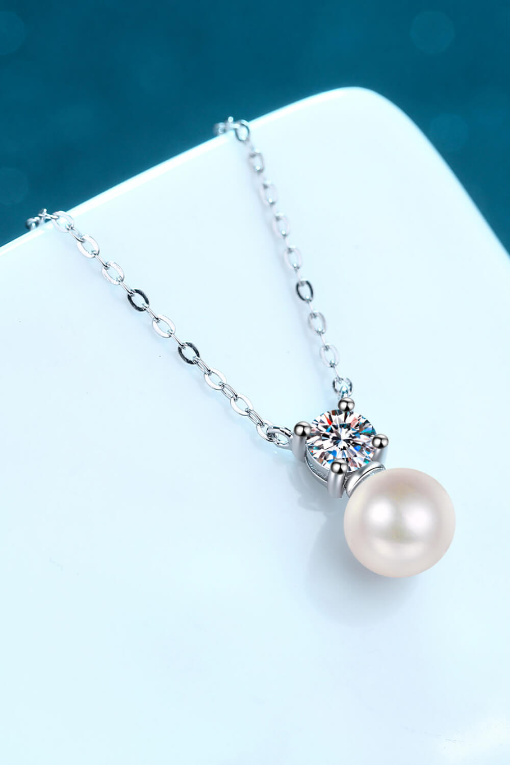 1 cm Freshwater Pearl 925 Sterling Silver Moissanite Necklace