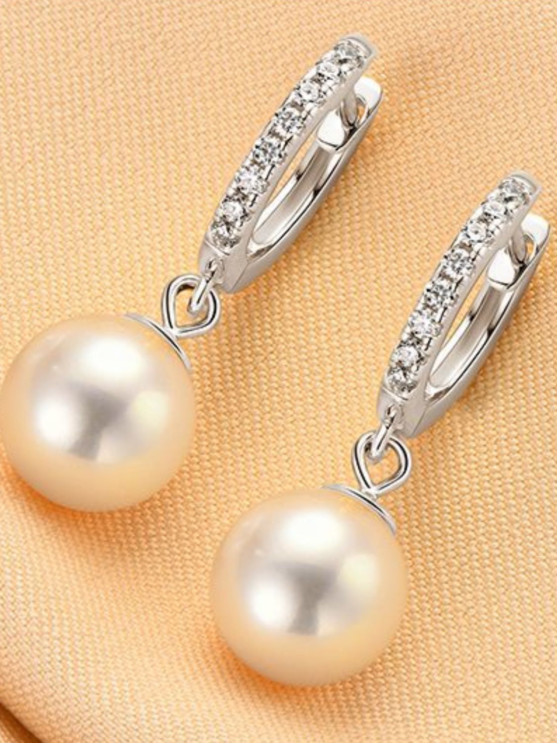 925 Sterling Silver Freshwater Pearl Earrings in Sliver / Gold