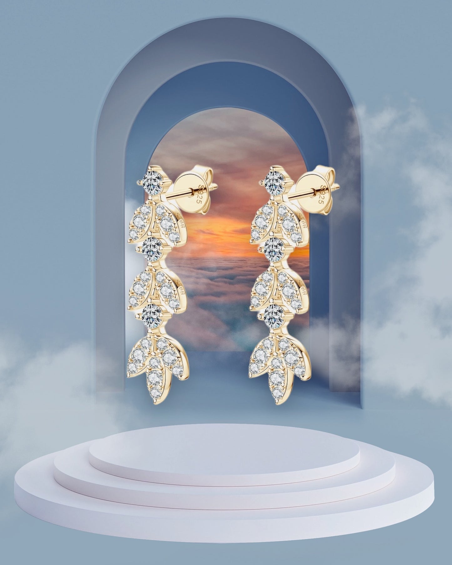 925 Sterling Silver Moissanite Leaf Earrings in Gold/Sliver