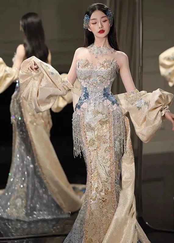 Robe de bal | Collection printemps-été 2026 | Robe de soirée longue en mousseline brodée, style princesse asiatique, avec peignoir amovible