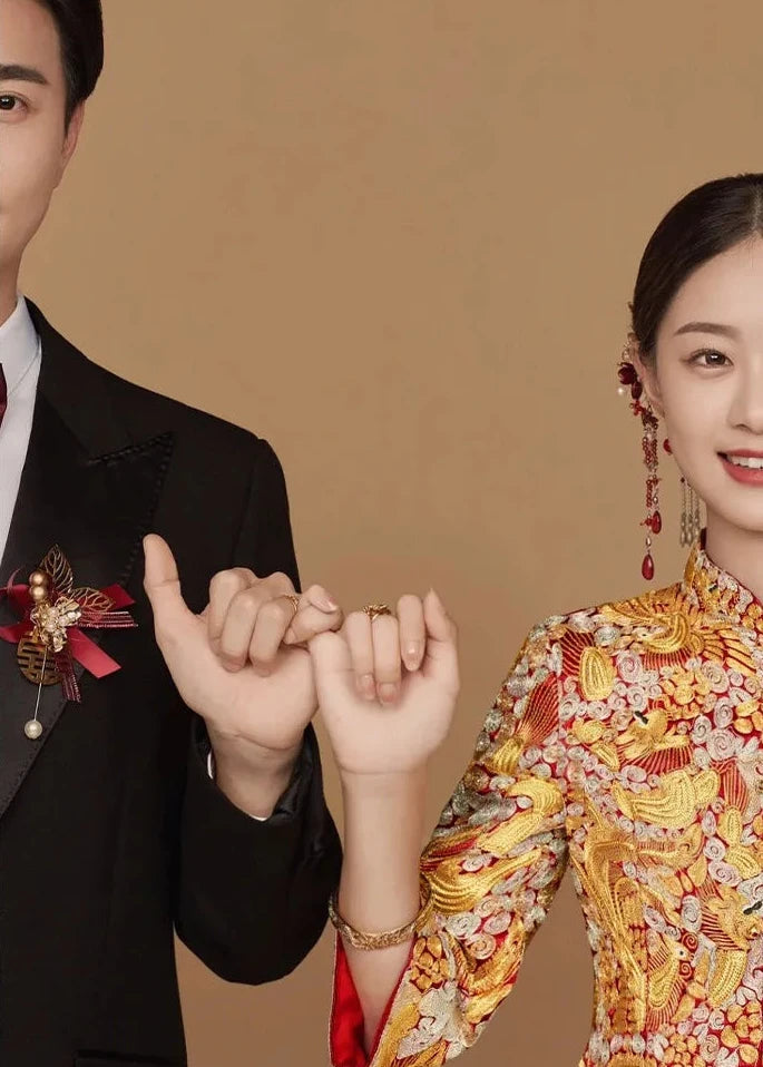 BRIDAL DRESS | 2026AW Traditional Embroidered Rhinestones Golden Dragon And Phoenix on Satin Bridal Cheongsam